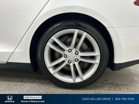 Used 2016 Tesla Model S 70D image 16