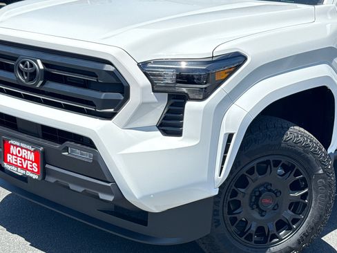 New 2026 Toyota Tacoma SR5 AWD/4WD image 3