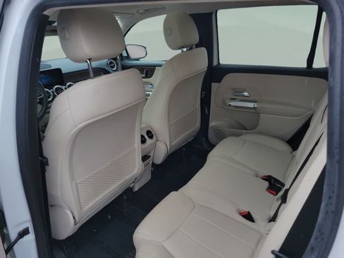 Certified 2023 Mercedes-Benz GLB 250 image 10