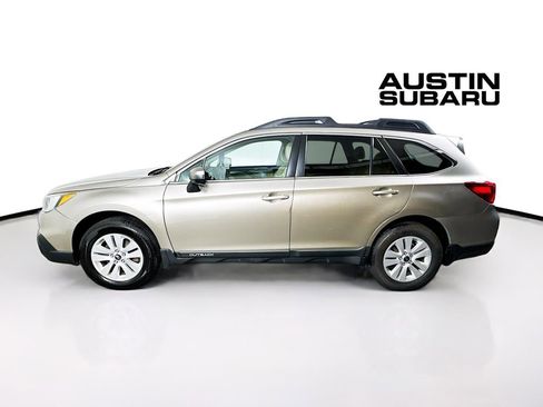 Used 2015 Subaru Outback 2.5i Premium image 4