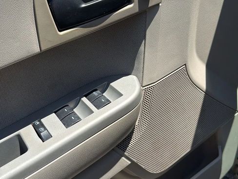 Used 2012 Ford Escape XLT image 13