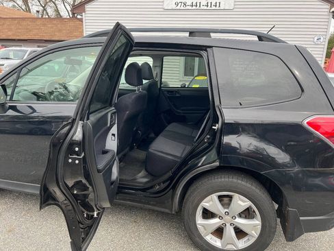 Used 2014 Subaru Forester 2.5i Premium w/ All-Weather Package image 17