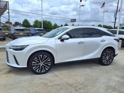 Used 2024 Lexus RX 350 Premium Plus w/ Convenience Package FWD image 3