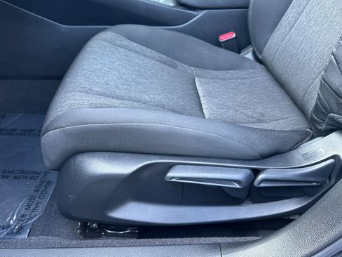 Certified 2025 Honda Accord LX image 14