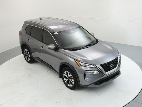 Used 2023 Nissan Rogue SV image 14