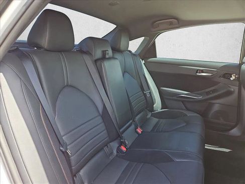 Used 2019 Toyota Avalon Touring w/ Advanced Safety Package FWD image 18