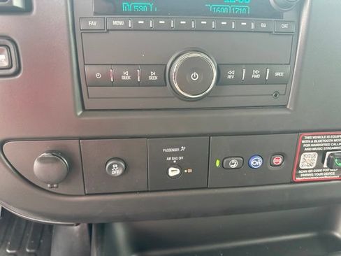 New 2026 Chevrolet Express 2500 w/ Communications Package RWD image 24