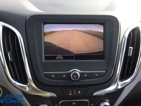 Used 2024 Chevrolet Equinox LS image 42