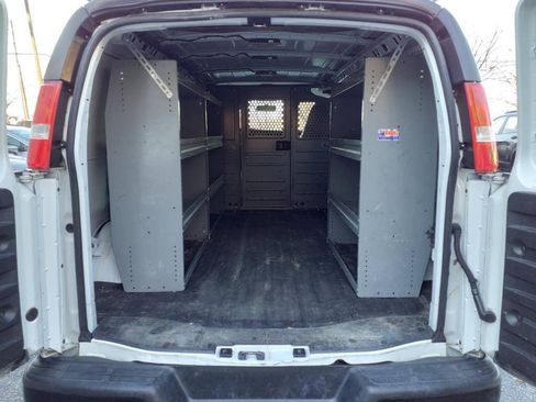 Used 2019 Chevrolet Express 2500 w/ Driver Convenience Package RWD image 6