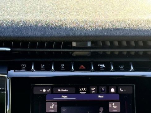 Used 2022 Jeep Grand Cherokee L Laredo image 19