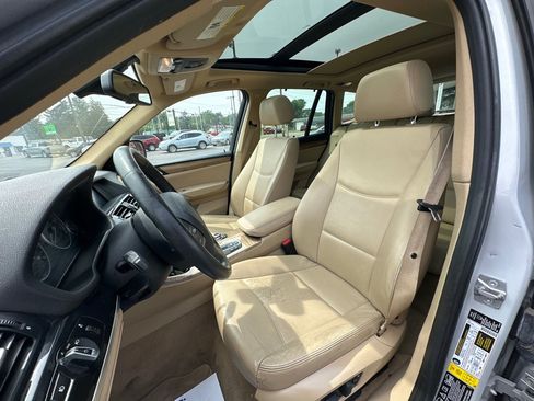 Used 2012 BMW X3 xDrive28i AWD/4WD image 11