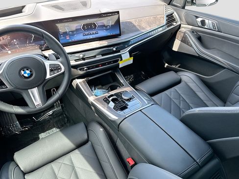 Used 2026 BMW X5 sDrive40i w/ M Sport Package RWD image 25