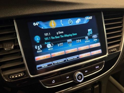 Used 2020 Buick Encore Essence AWD/4WD image 12