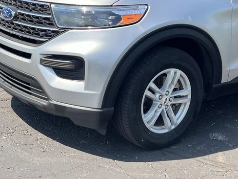 Certified 2024 Ford Explorer XLT AWD/4WD image 9