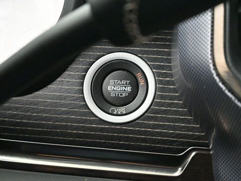 Used 2020 RAM 2500 Limited image 25