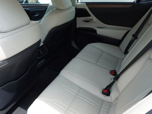 Certified 2024 Lexus ES 350 Ultra Luxury w/ Accessory Package (Z2) FWD image 14