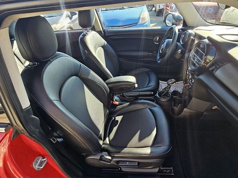 Used 2015 MINI Cooper 2-Door Hardtop image 5