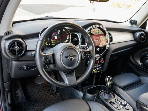 Certified 2024 MINI Cooper SE image 12