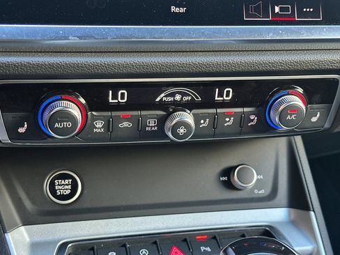 Used 2021 Audi Q3 2.0T Premium Plus w/ Premium Plus Package image 17