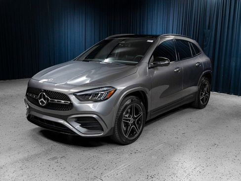 New 2026 Mercedes-Benz GLA 250 4MATIC image 1