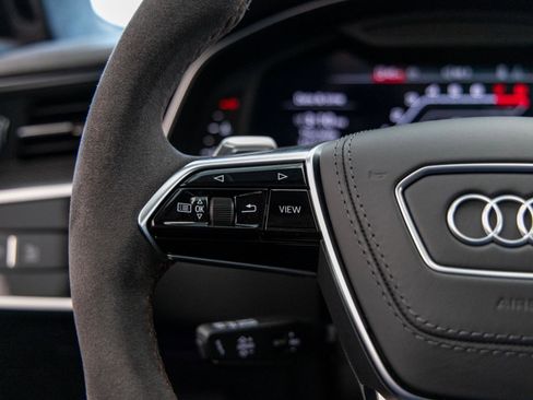 Used 2025 Audi RS 6 performance image 62