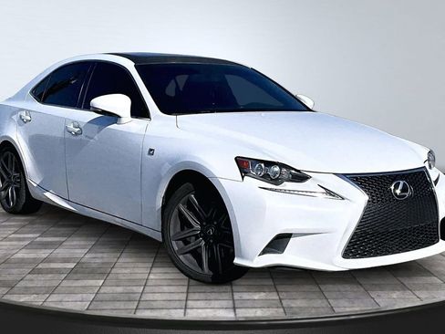 Used 2016 Lexus IS 200t RWD image 37