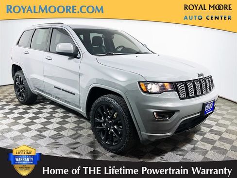 Used 2021 Jeep Grand Cherokee Laredo X AWD/4WD image 1