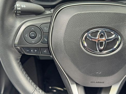 Used 2024 Toyota Corolla SE w/ SE Premium Package FWD image 20
