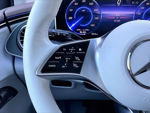 Used 2023 Mercedes-Benz EQE 350+ SUV image 23