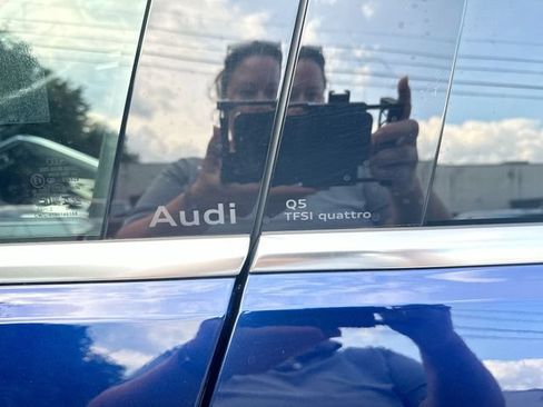 Used 2025 Audi Q5 Premium w/ Convenience Package AWD/4WD image 53