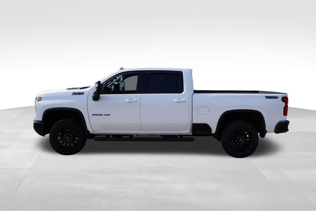 Certified 2025 Chevrolet Silverado 3500 LTZ w/ LTZ Plus Package AWD/4WD image 9