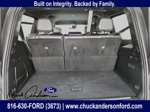 Used 2022 Jeep Wagoneer Series III w/ Flexible Seating Group image 25