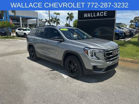 Used 2023 GMC Terrain AT4 w/ Tech Package AWD/4WD image 5