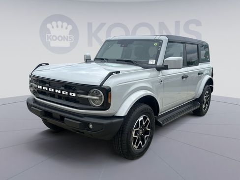 New 2026 Ford Bronco Outer Banks AWD/4WD image 5
