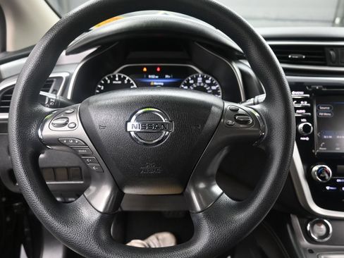 Used 2019 Nissan Murano S AWD/4WD image 25