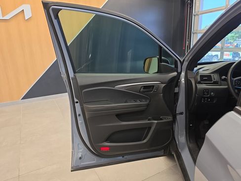Used 2022 Honda Passport TrailSport image 14