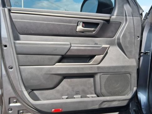 Used 2025 Toyota Tundra SR5 AWD/4WD image 15