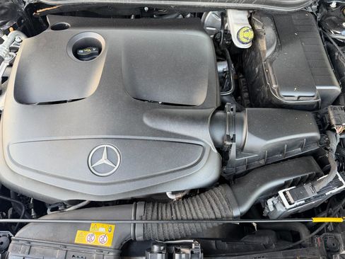 Used 2019 Mercedes-Benz CLA 250 4MATIC image 17