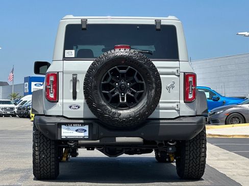 New 2026 Ford Bronco Badlands AWD/4WD image 4