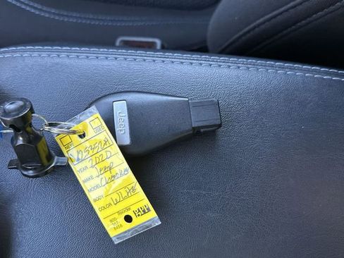 Used 2020 Jeep Cherokee Latitude image 33