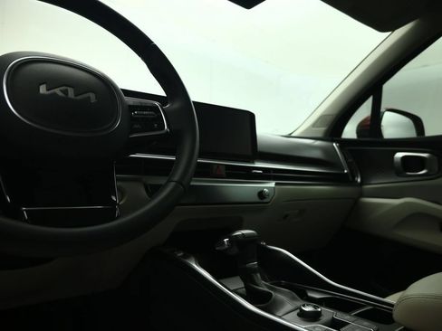 Certified 2025 Kia Sorento S FWD image 50