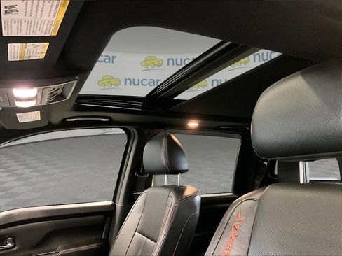 Used 2021 Nissan Titan PRO-4X w/ Pro-4x Convenience Package image 20