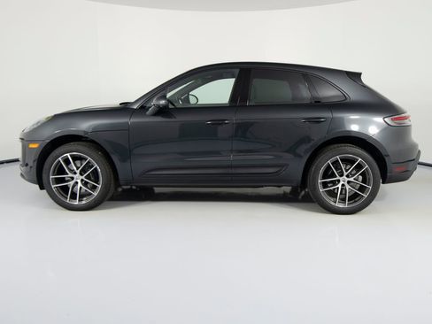 Certified 2026 Porsche Macan AWD/4WD image 2
