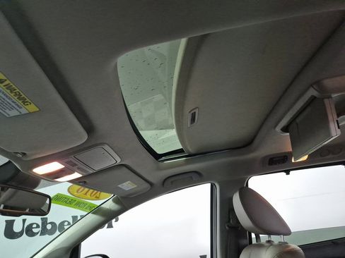 Used 2016 Honda Odyssey Touring Elite image 22