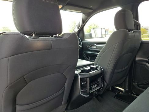 Used 2020 RAM 1500 Big Horn AWD/4WD image 35