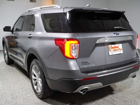 Used 2022 Ford Explorer Limited AWD/4WD image 9