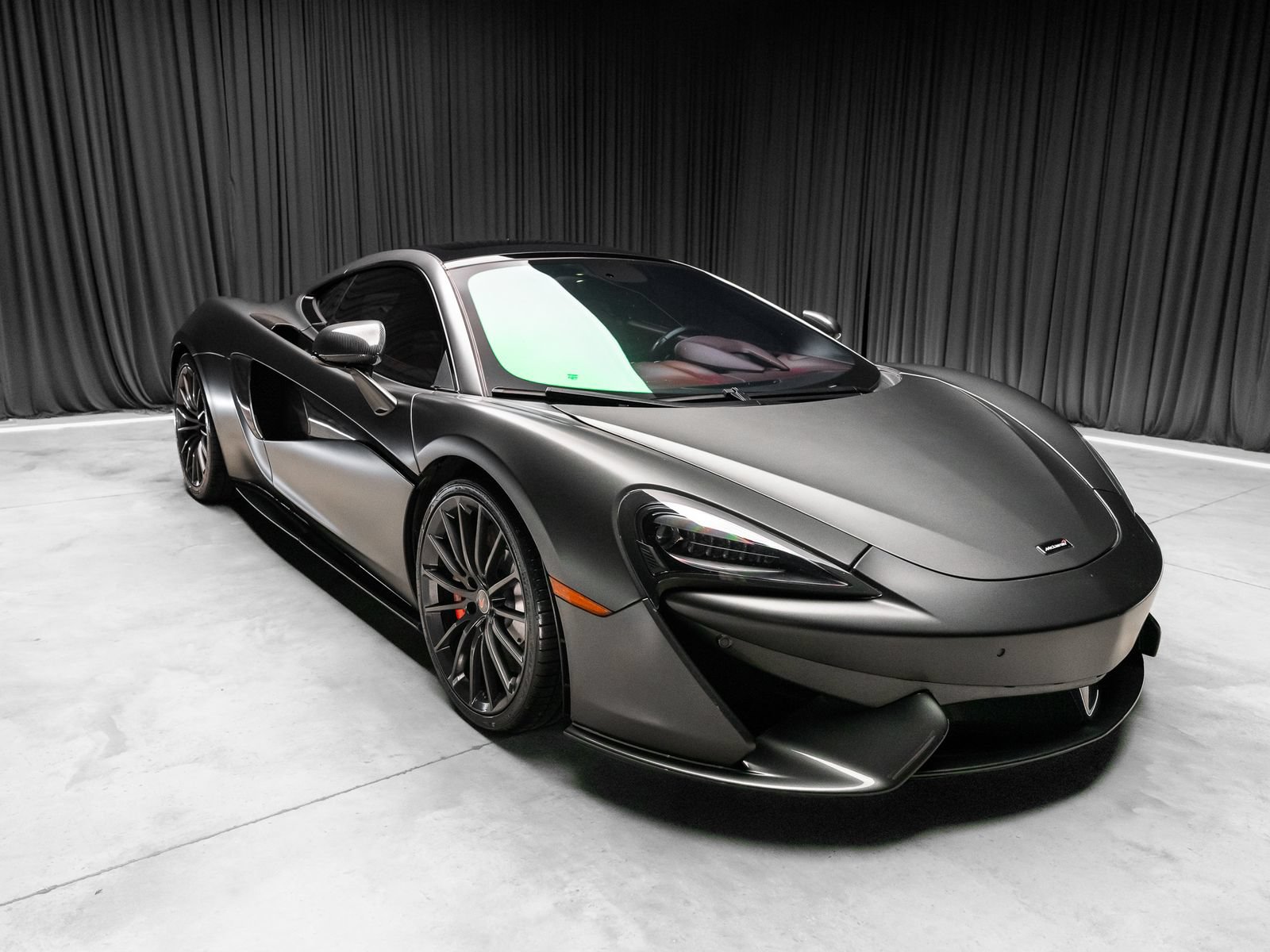Used 2017 McLaren 570S RWD image 10