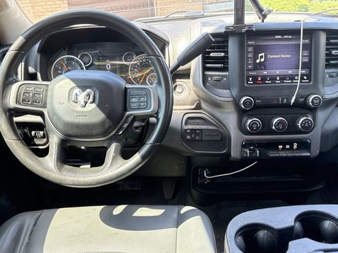 Used 2019 RAM 2500 Tradesman w/ Chrome Appearance Group AWD/4WD image 4