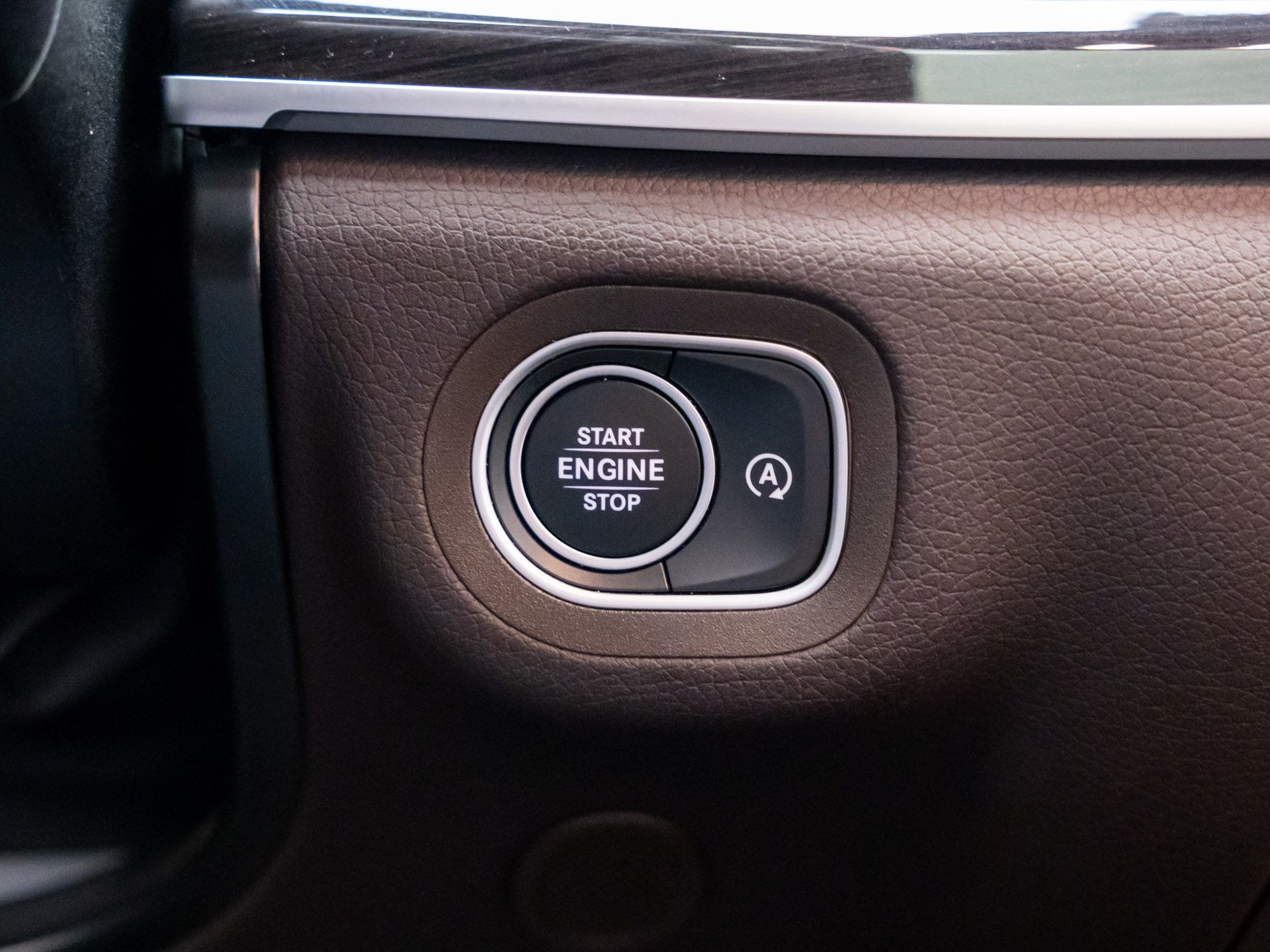 Used 2023 Mercedes-Benz GLS 450 4MATIC image 23
