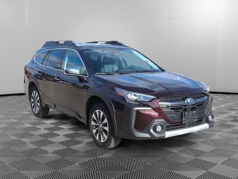 Used 2023 Subaru Outback Touring image 8